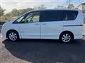 2013 Nissan Serena