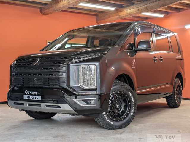 2023 Mitsubishi Delica D5