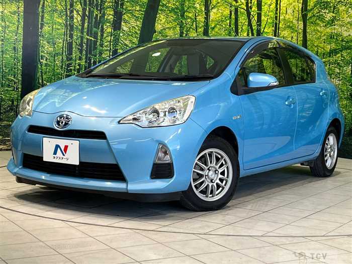 2013 Toyota AQUA