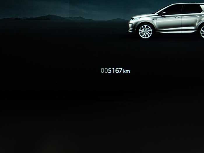 Land Rover Discovery Sport 2025 — фото 4 купить в Москве