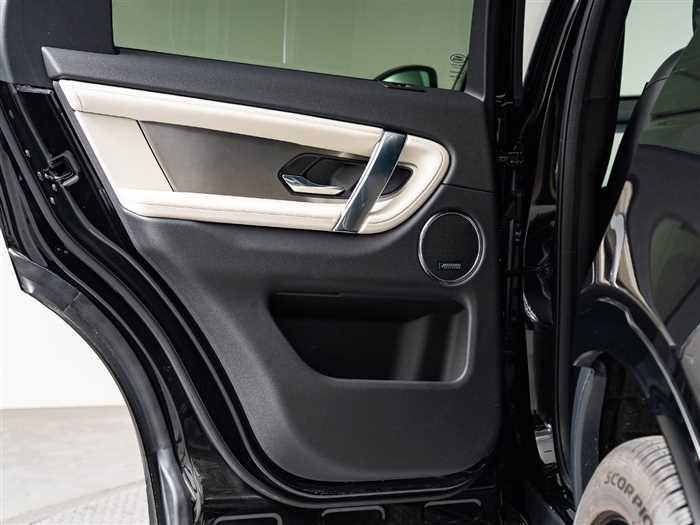 Land Rover Discovery Sport 2025 — фото 8 купить в Москве