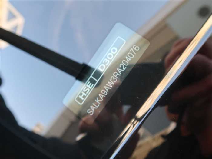 Land Rover Range Rover 2024 — миниатюра 3