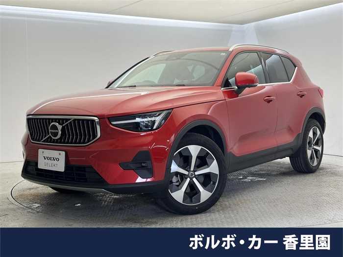 Volvo XC40 2023 — фото 5 купить в Москве