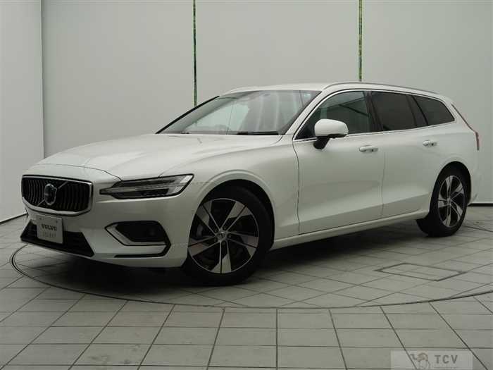2025 Volvo V60