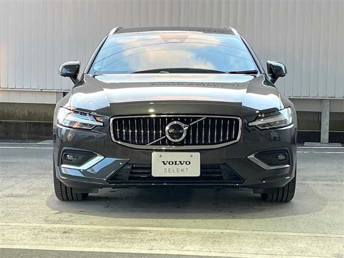 Volvo V60 2025 — фото 5 купить в Москве