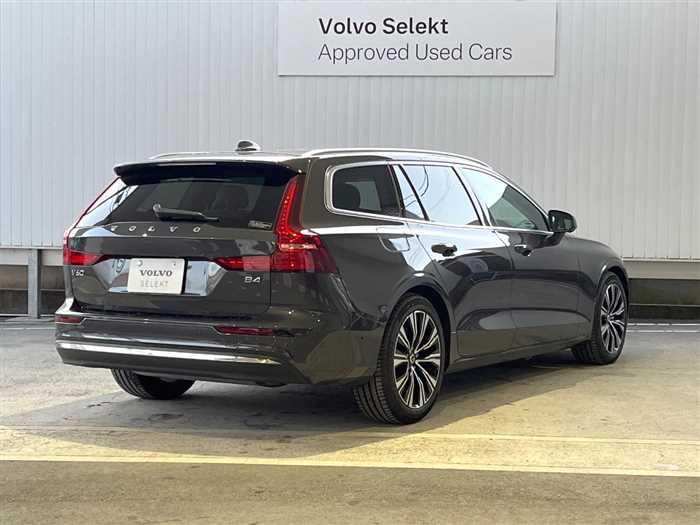 Volvo V60 2025 — фото 10 купить в Москве