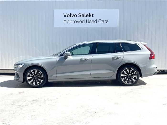 Volvo V60 2025 — фото 11 купить в Москве