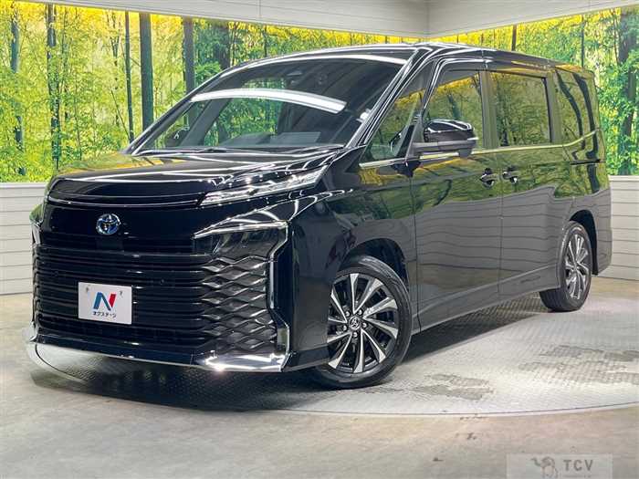 2023 Toyota Voxy