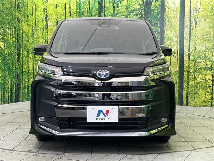 Toyota Noah 2025 — фото 7 купить в Москве
