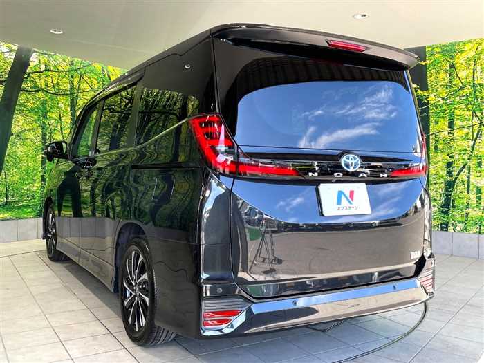 Toyota Noah 2025 — фото 10 купить в Москве