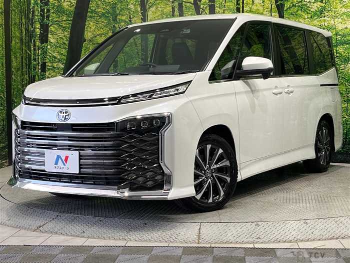 2025 Toyota Voxy