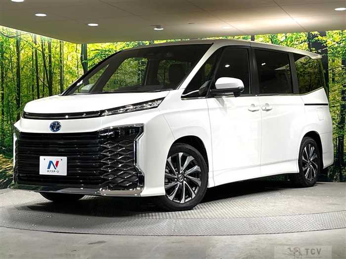 2025 Toyota Voxy