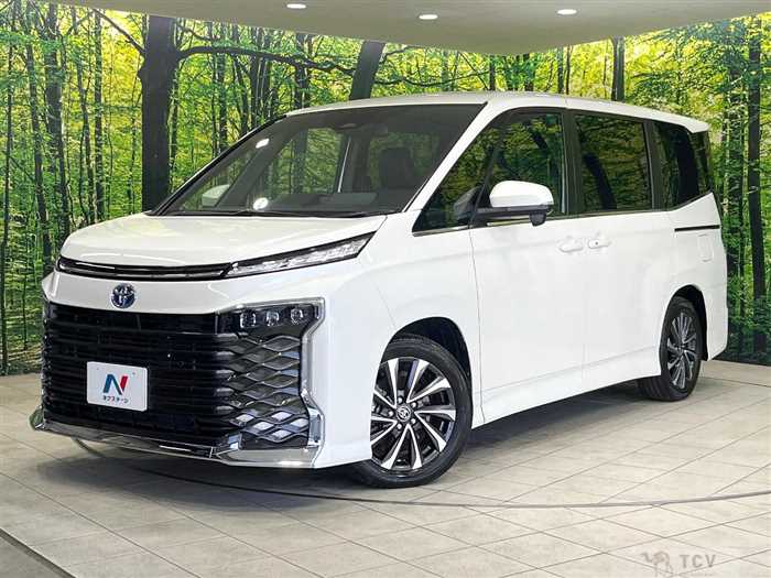 2025 Toyota Voxy