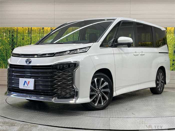 2025 Toyota Voxy