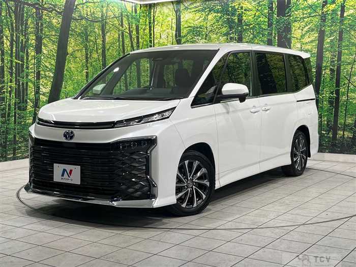 2025 Toyota Voxy