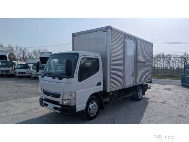 2016 Mitsubishi Canter