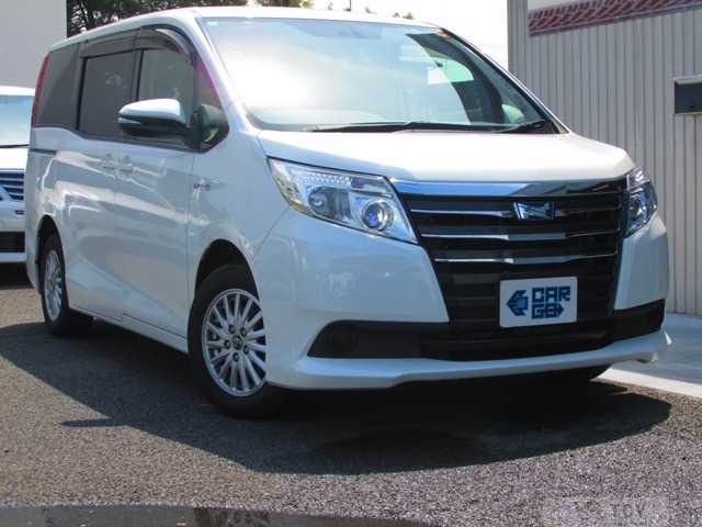 2014 Toyota Noah