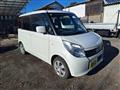 2011 Nissan ROOX
