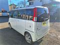 2011 Nissan ROOX
