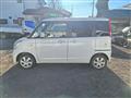 2011 Nissan ROOX