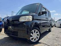 2010 Daihatsu Tanto