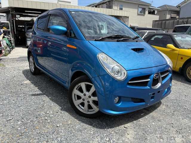 2005 Subaru R2