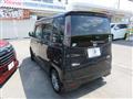 2010 Nissan ROOX