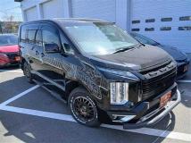 2020 Mitsubishi Delica D5