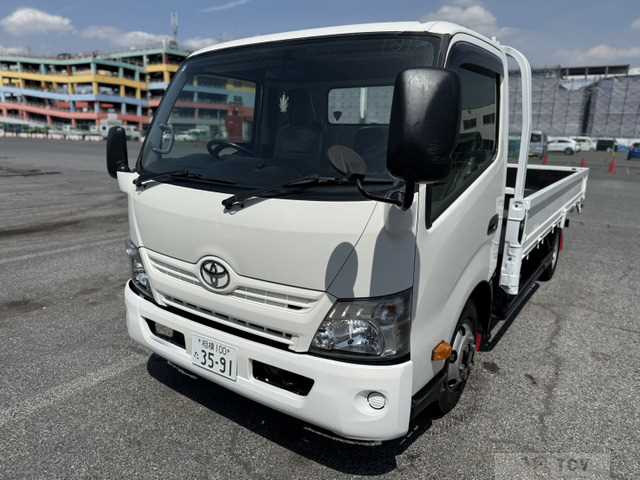 2017 Toyota Dyna Truck