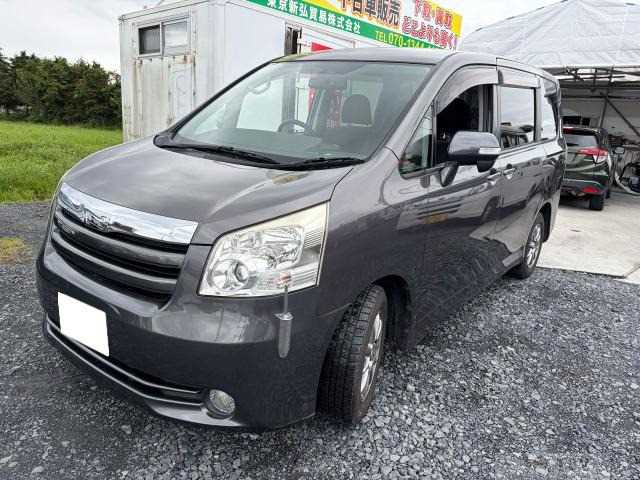 2007 Toyota Noah