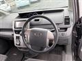 2007 Toyota Noah