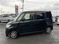2012 Nissan ROOX