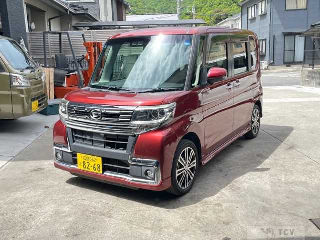 2018 Daihatsu Tanto Custom