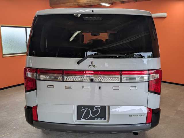 Mitsubishi Delica D5 2025 — фото 7 купить в Москве