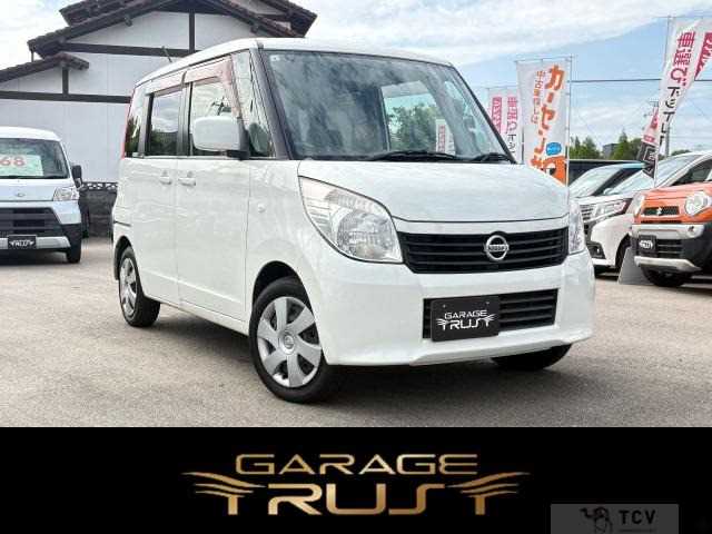 2010 Nissan ROOX