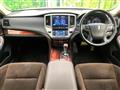 2015 Toyota Crown Hybrid