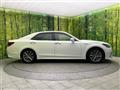 2016 Toyota Crown Hybrid