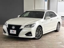 2016 Toyota Crown Hybrid