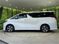 2021 Toyota Alphard Hybrid