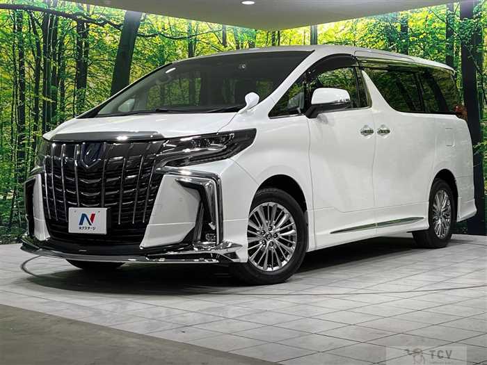 2022 Toyota Alphard Hybrid