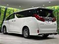 2022 Toyota Alphard Hybrid