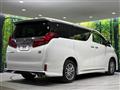 2022 Toyota Alphard Hybrid
