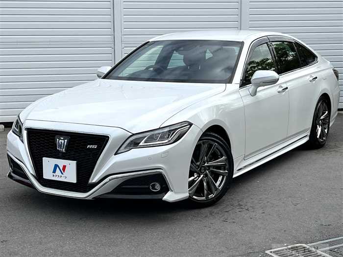 2020 Toyota Crown Hybrid