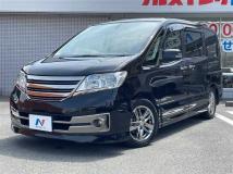 2013 Nissan Serena