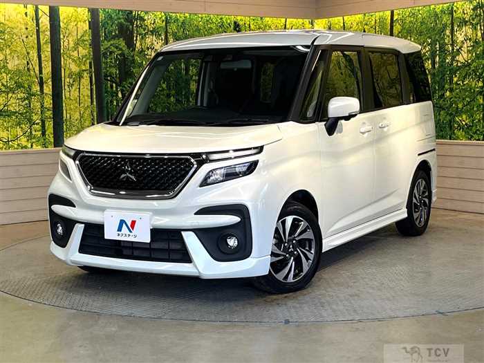 2024 Mitsubishi Delica D2