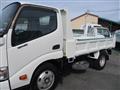 2016 Hino Dutro