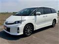 2014 Toyota Estima Hybrid
