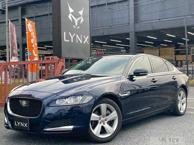 2017 Jaguar XF