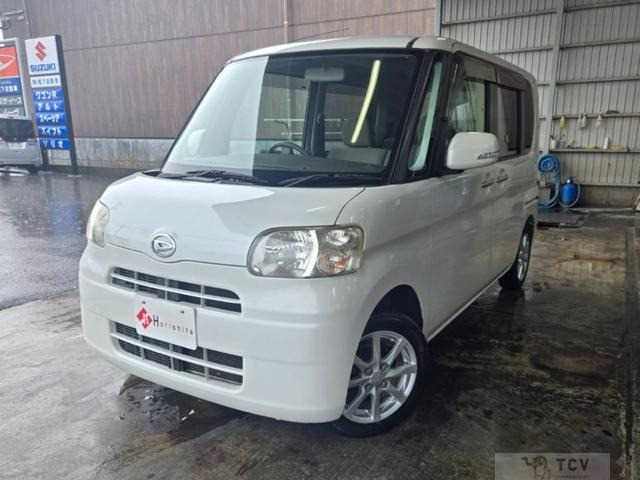 2011 Daihatsu Tanto