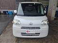 2011 Daihatsu Tanto